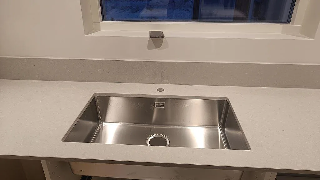 Køkkenbordplade i Caesarstone Clamshell, Åseda – billede 8