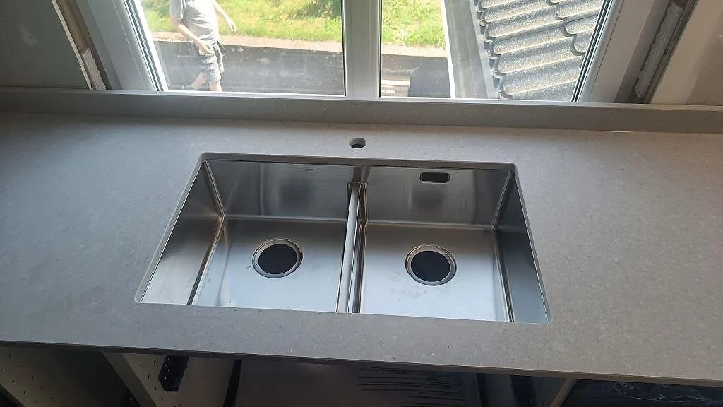 Køkkenbordplade i Caesarstone Clamshell, Falköping – billede 2