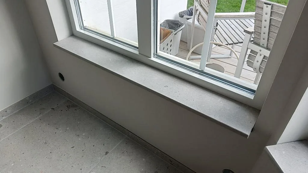 Køkkenbordplade i Caesarstone Clamshell, Södra Sandby – billede 6