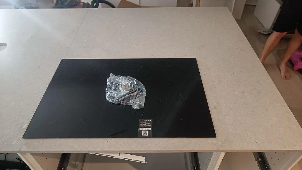 Køkkenbordplade i Caesarstone Clamshell, Västra Frölunda – billede 6