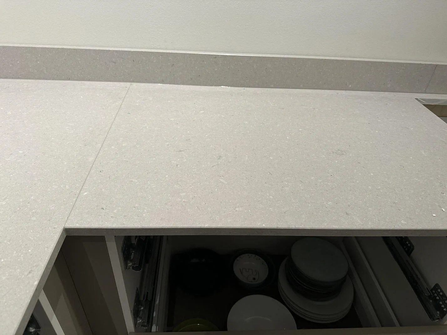 Køkkenbordplade i Caesarstone Clamshell, Veinge – billede 7