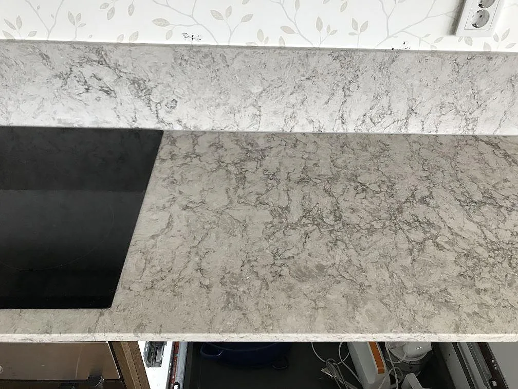 Køkkenbordplade i Caesarstone Moorland Fog, Bohus – billede 5