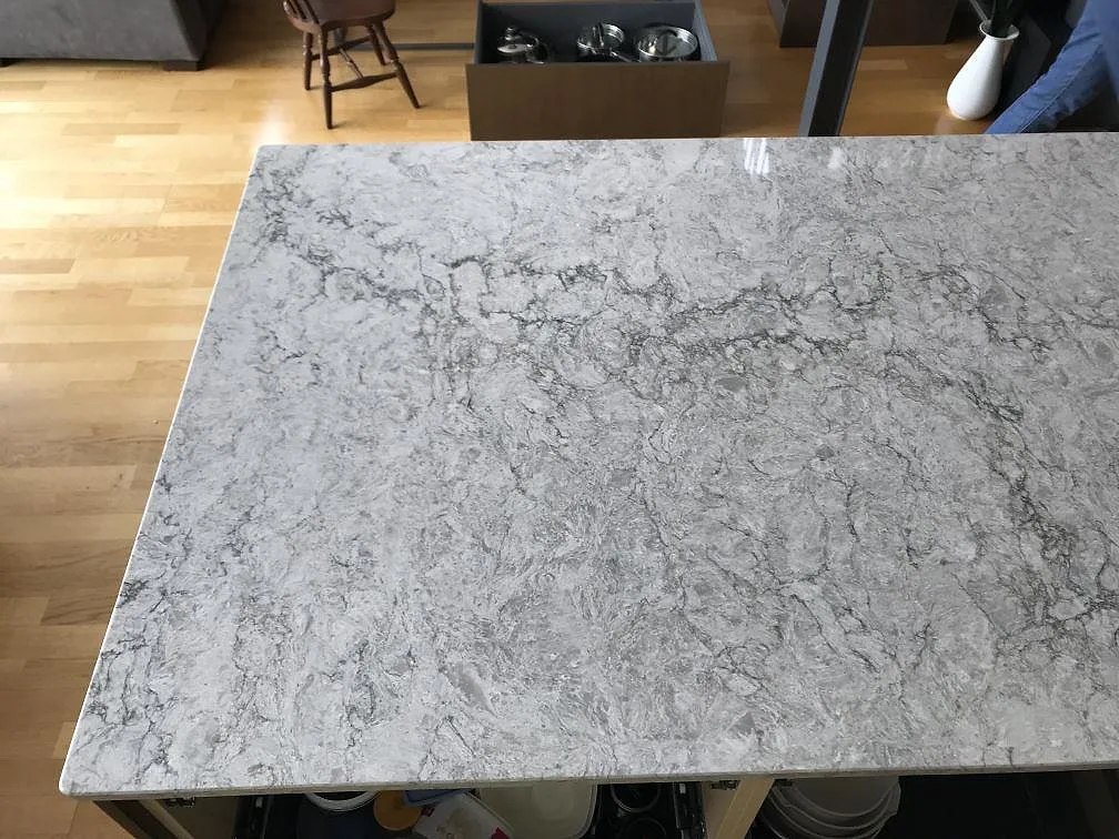 Køkkenbordplade i Caesarstone Moorland Fog, Bohus – billede 6