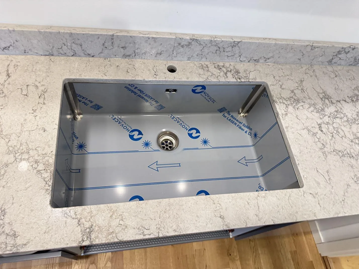 Køkkenbordplade i Caesarstone Moorland Fuge, Göteborg – billede 6