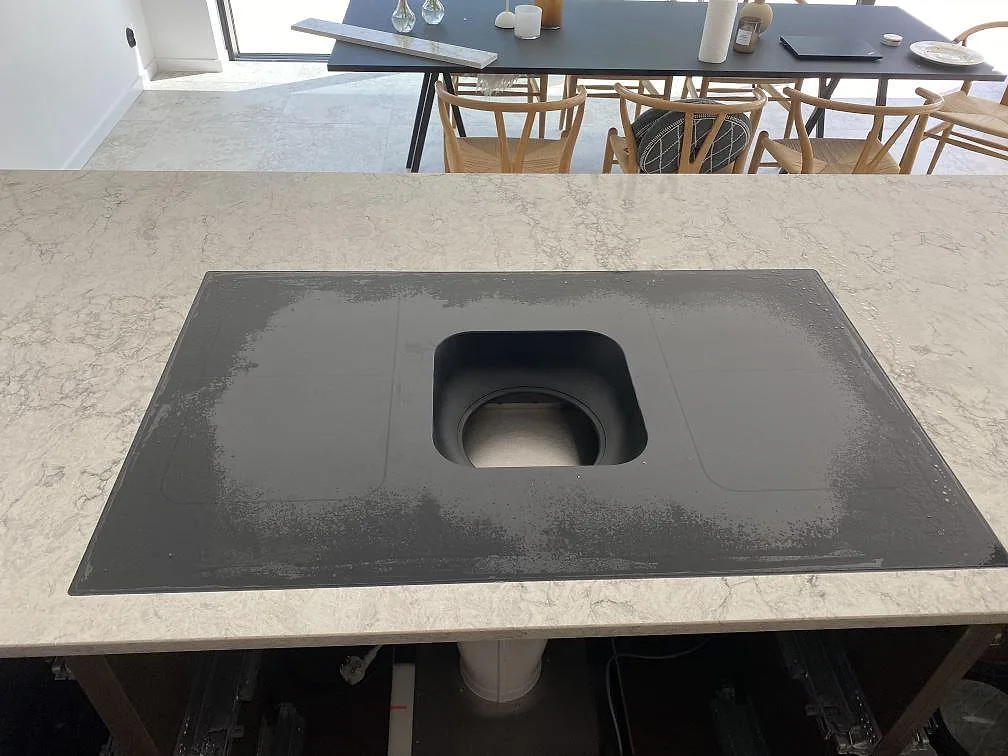 Køkkenbordplade i Caesarstone Moorland Fog, Lomma – billede 2