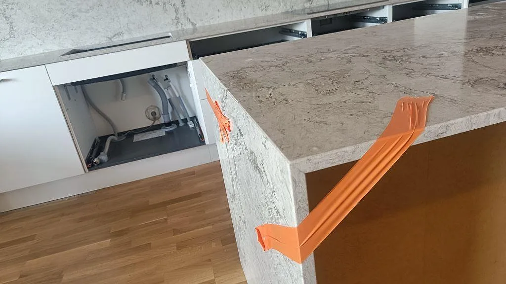 Køkkenbordplade i Caesarstone Moorland Fog, Malmö – billede 8