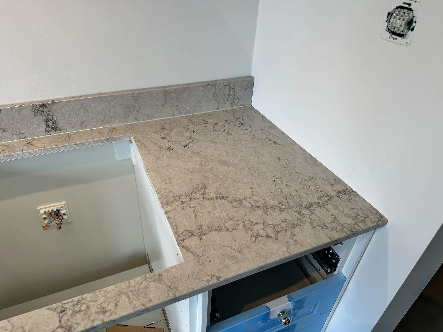 Køkkenbordplade i Caesarstone Moorland Fuge, Malmö – billede 6