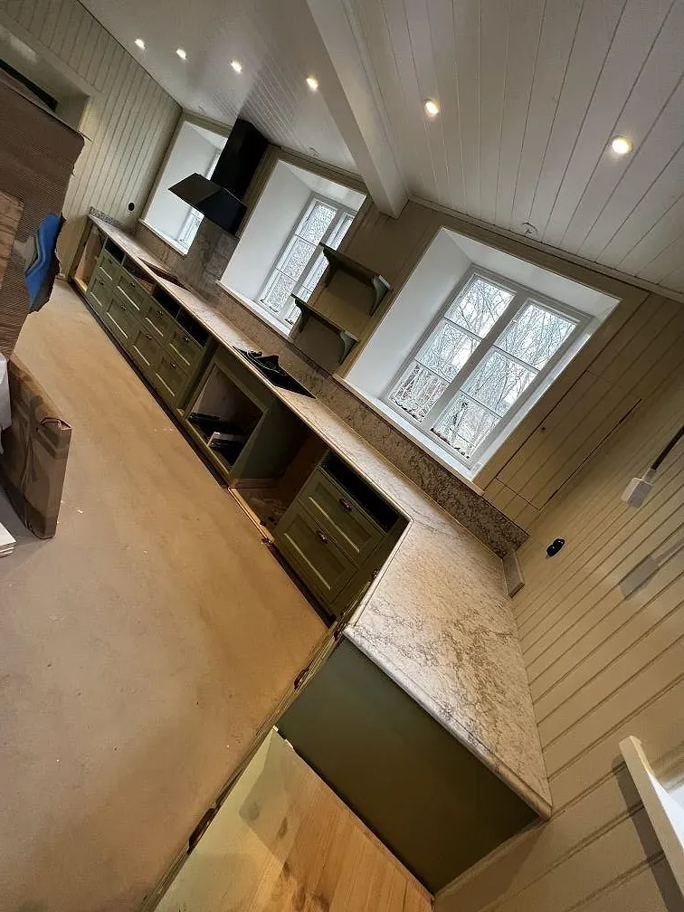 Køkkenbordplade i Caesarstone Moorland Fog, Moheda – billede 2