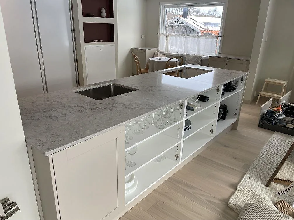 Køkkenbordplade i Caesarstone Moorland Fuge, Saltsjö-Boo – billede 2