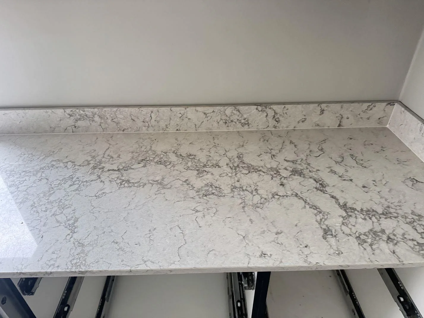 Køkkenbordplade i Caesarstone Moorland Fuge, Svedala – billede 7