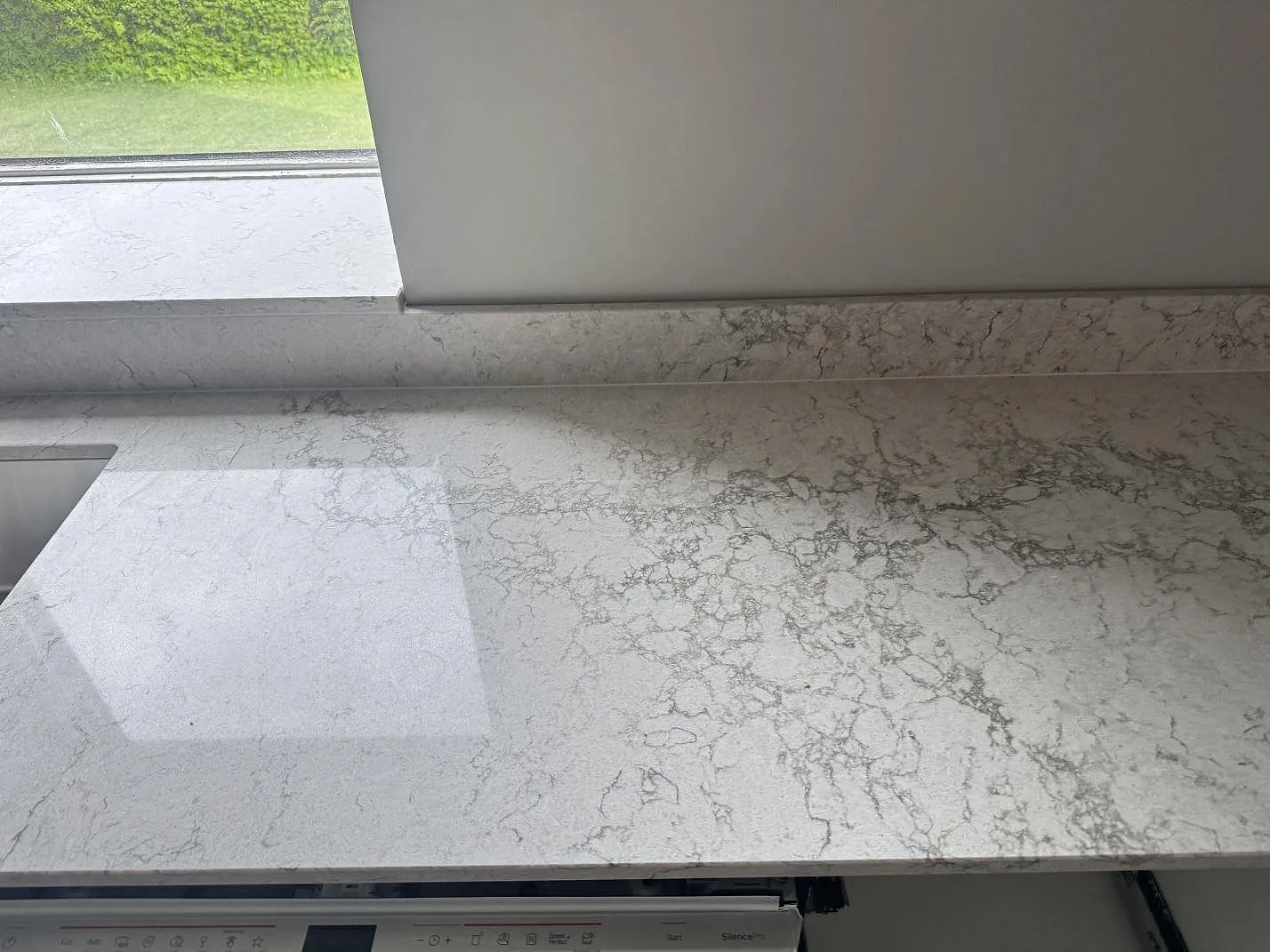 Køkkenbordplade i Caesarstone Moorland Fuge, Svedala – billede 6