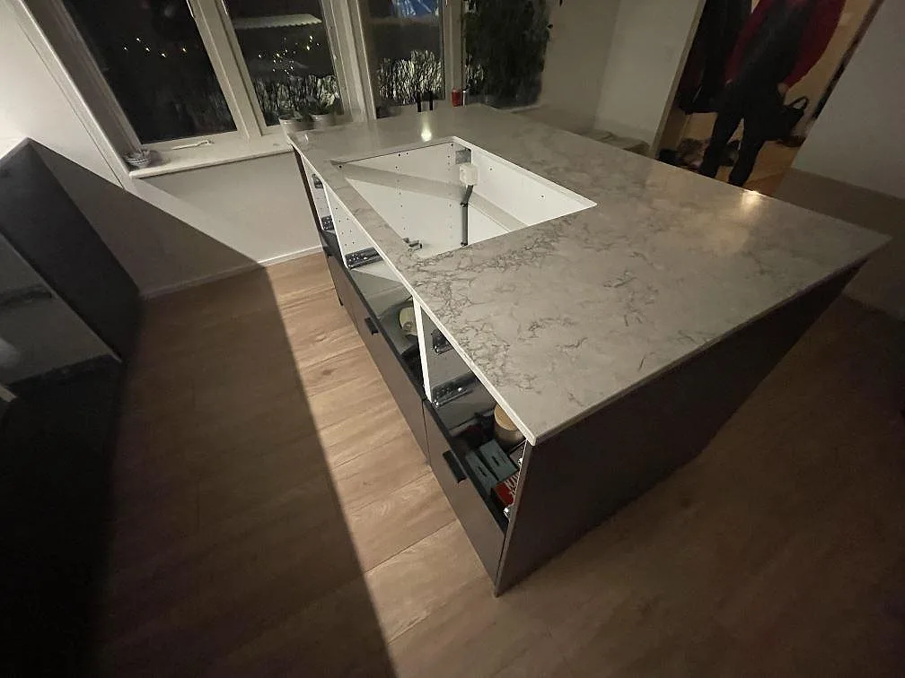 Køkkenbordplade i Caesarstone Moorland Fuge, Tyresö – billede 2