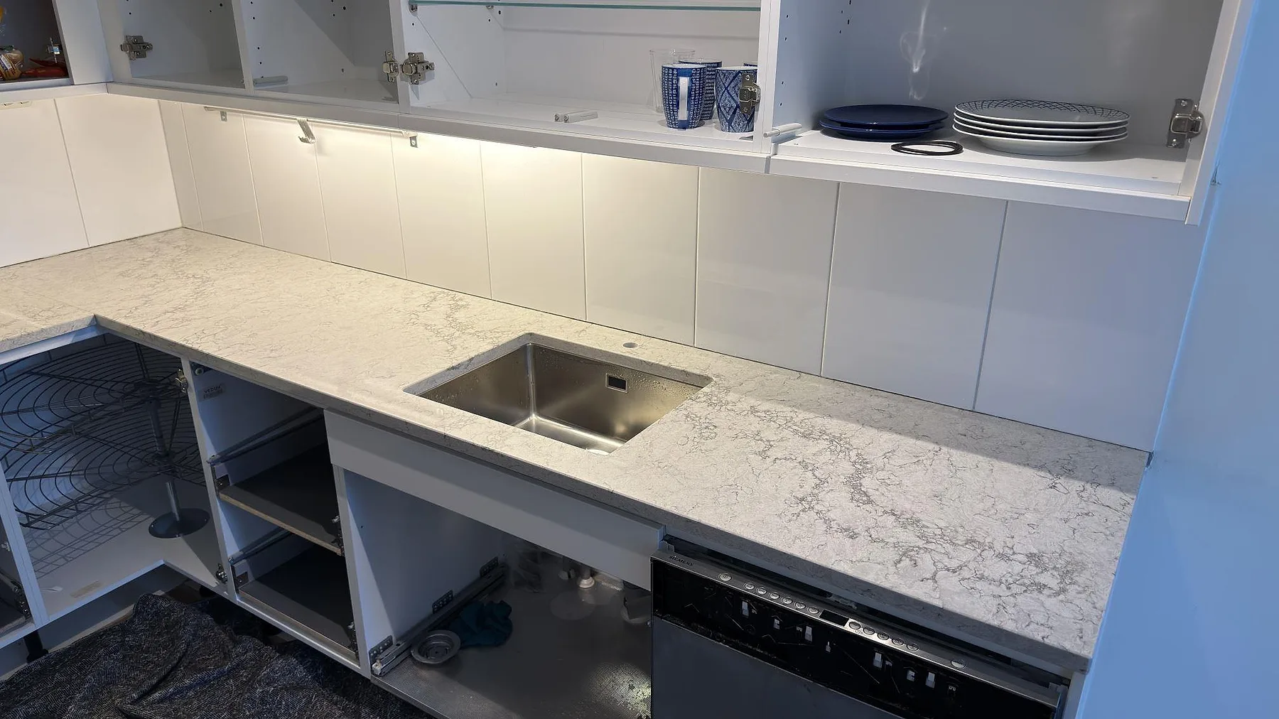 Køkkenbordplade i Caesarstone Moorland Fuge, Tyresöstrand – billede 2