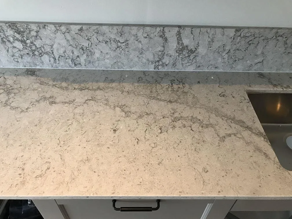 Køkkenbordplade i Caesarstone Moorland Fog, Västra Frölunda – billede 4
