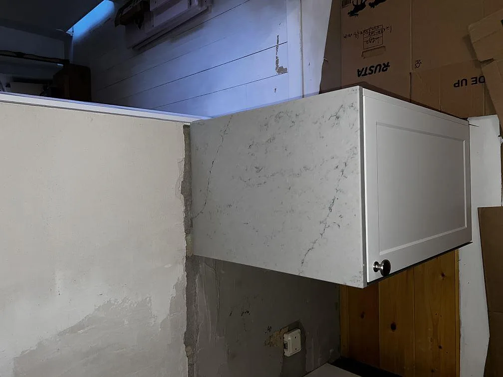 Køkkenbordplade i Caesarstone Noble Grey, Helsingborg – billede 8