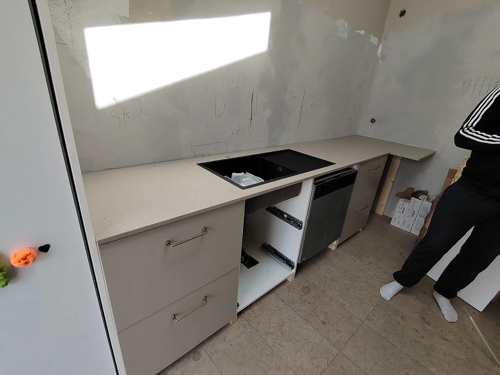 Køkkenbordplade i Caesarstone Shitake, Enskede – billede 2