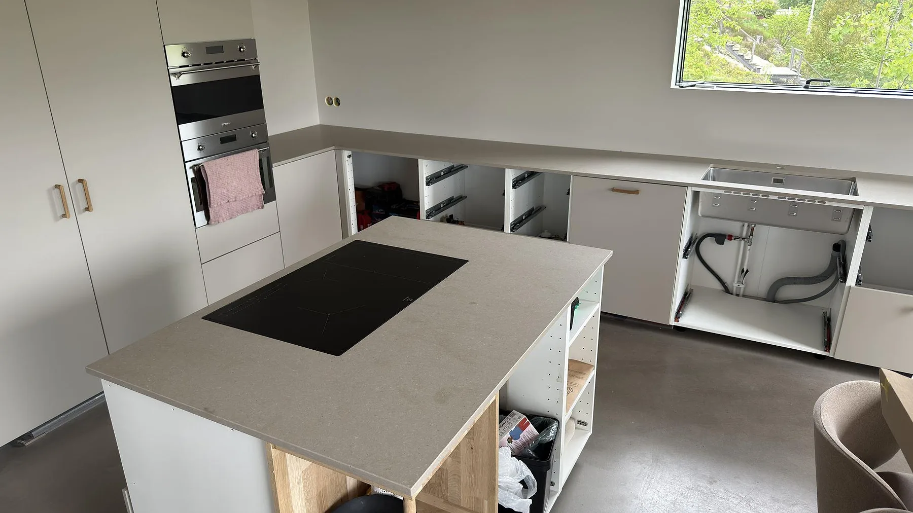Køkkenbordplade i Caesarstone Shitake, Saltsjöboo – billede 2