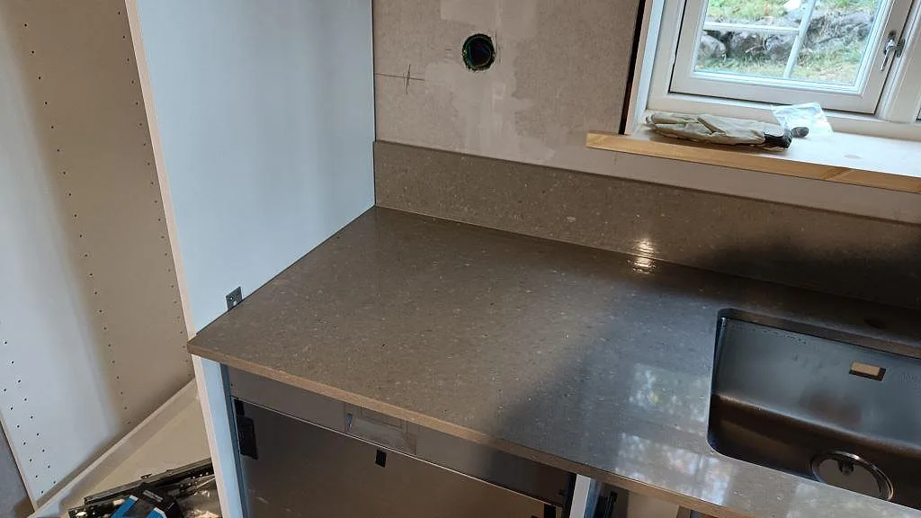 Køkkenbordplade i Caesarstone Shitake, Västra Frölunda – billede 6