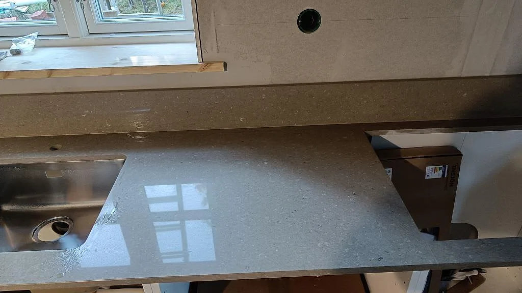 Køkkenbordplade i Caesarstone Shitake, Västra Frölunda – billede 8