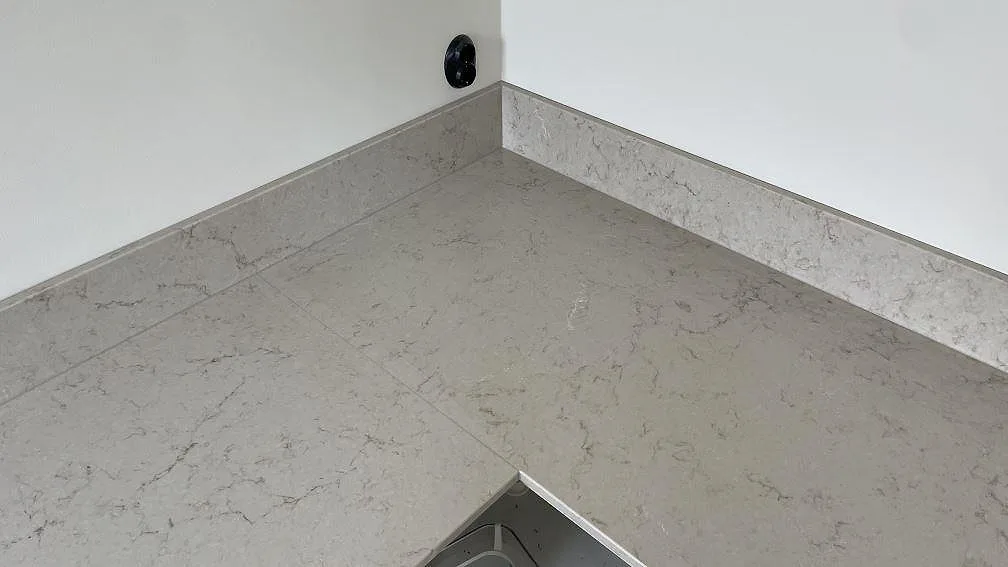 Køkkenbordplade i Caesarstone Taj Royale 5212, Höllviken – billede 7