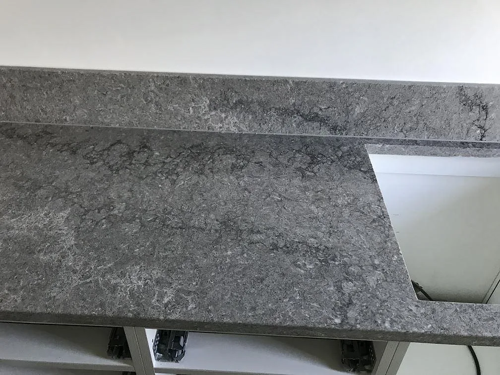 Køkkenbordplade i Caesarstone Turbine Grey, Göteborg – billede 6