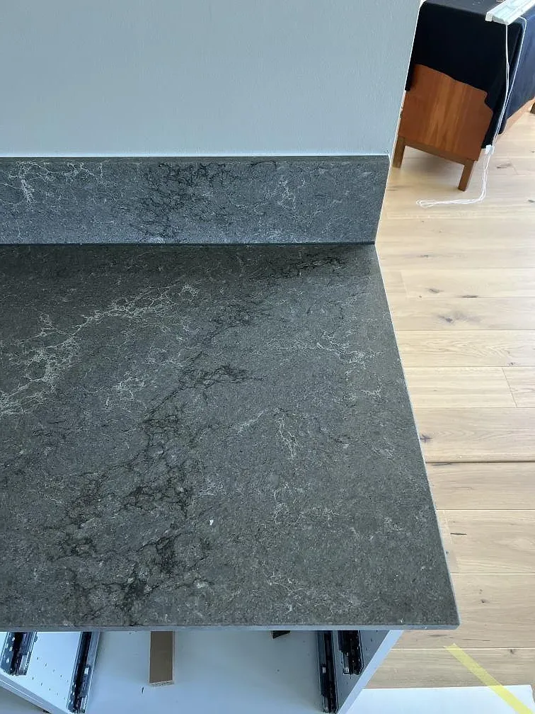 Køkkenbordplade i Caesarstone Turbine Grey, Helsingborg – billede 8