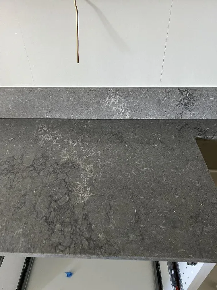 Køkkenbordplade i Caesarstone Turbine Grey, Helsingborg – billede 6