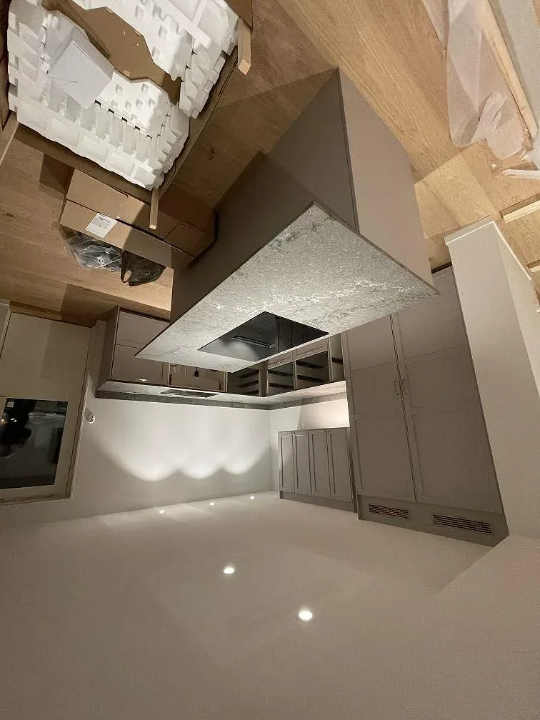 Køkkenbordplade i Caesarstone Turbine Grey, Västra Frölunda – billede 8