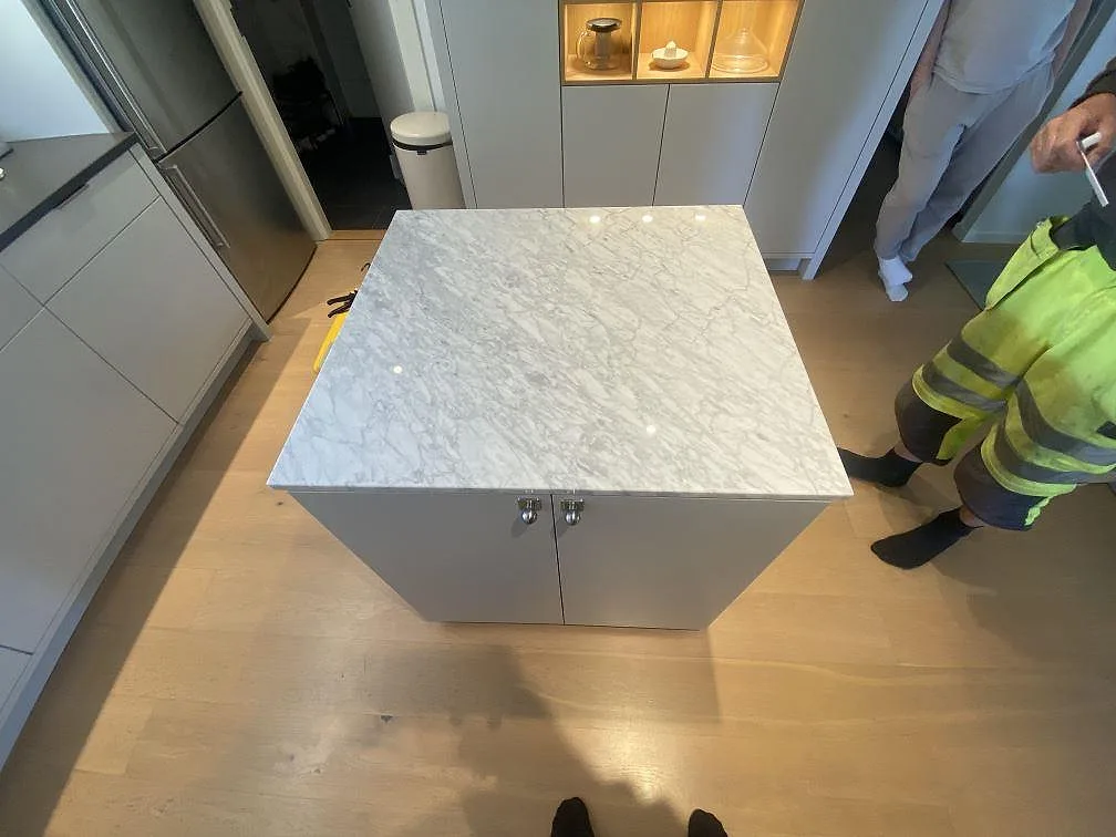 Køkkenbordplade i Carrara C, Bara