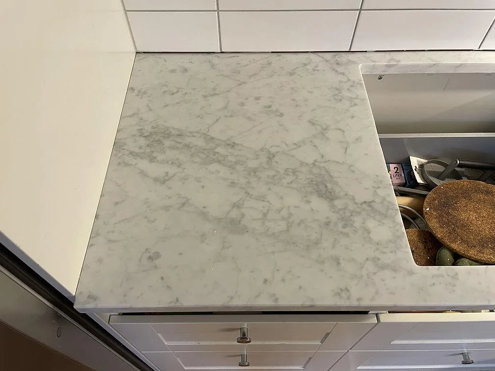 Køkkenbordplade i Carrara C, Bromma – billede 4
