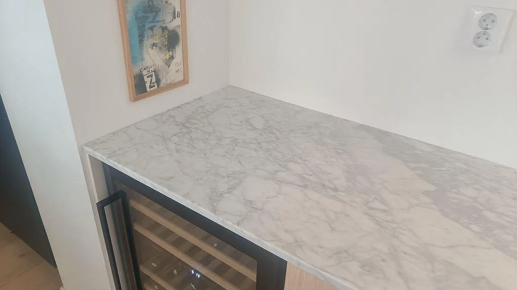 Bordplade i Carrara C, Bunkeflostrand – billede 2