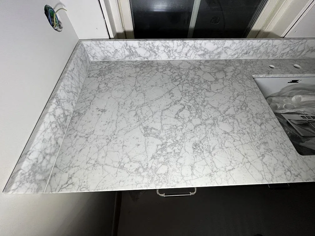 Køkkenbordplade i Carrara C, Enebyberg – billede 5