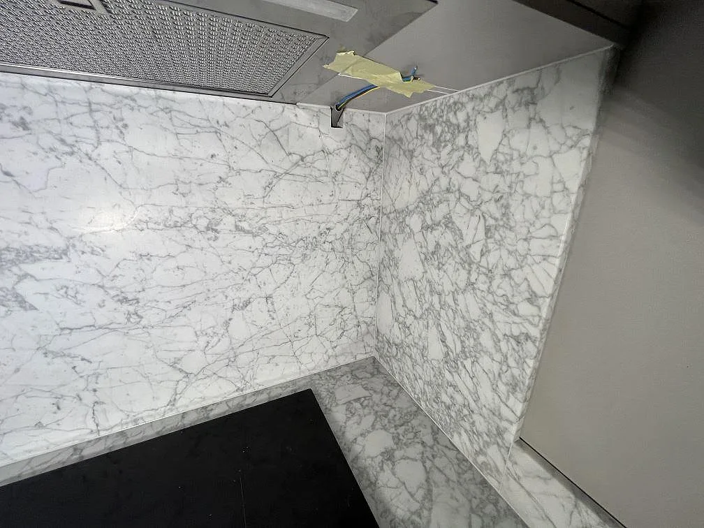 Køkkenbordplade i Carrara C, Enebyberg – billede 4
