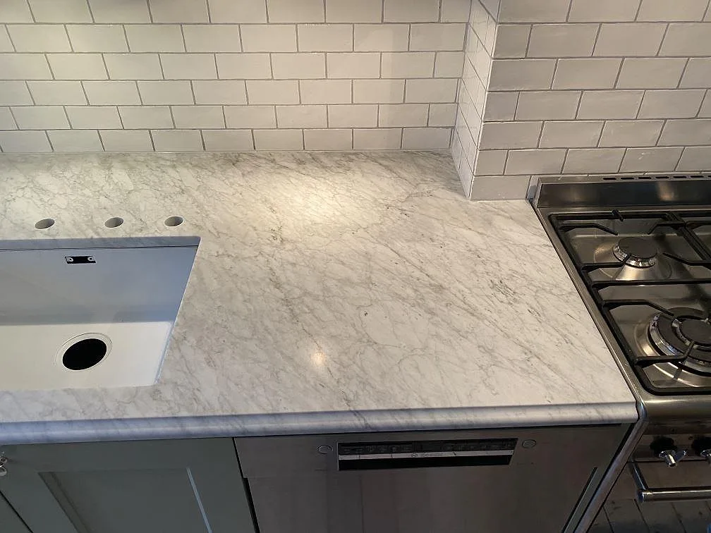 Køkkenbordplade i Carrara C, Göteborg