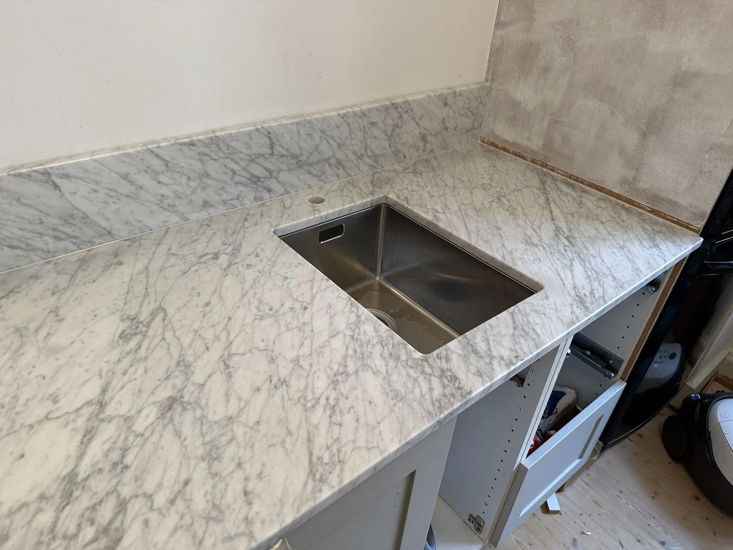 Køkkenbordplade i Carrara C, Göteborg – billede 2