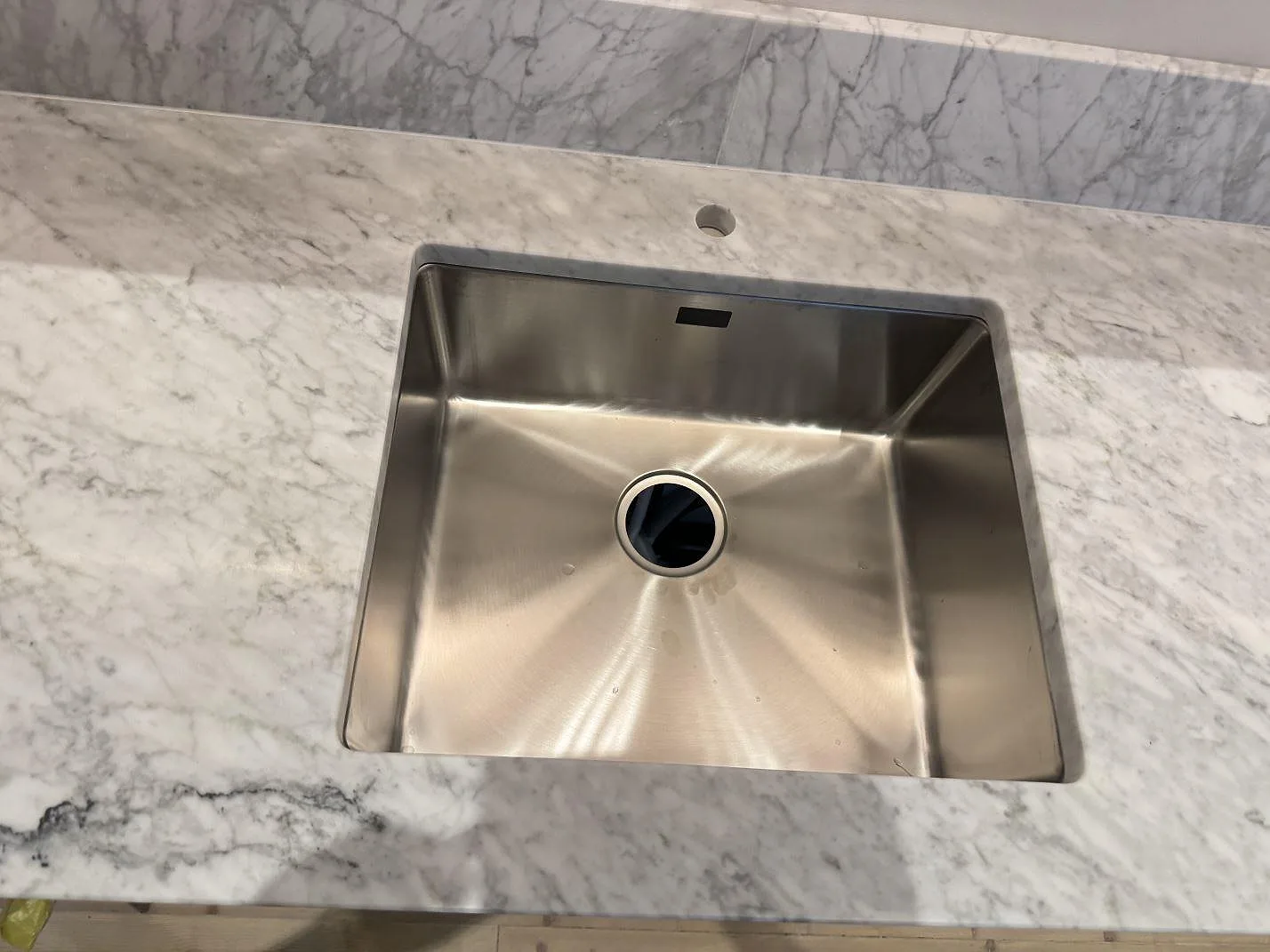 Køkkenbordplade i Carrara C, Göteborg – billede 6