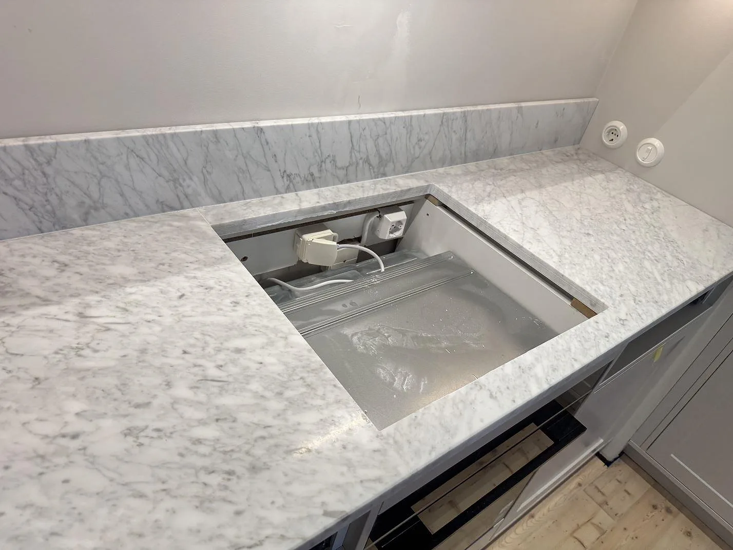 Køkkenbordplade i Carrara C, Göteborg – billede 4