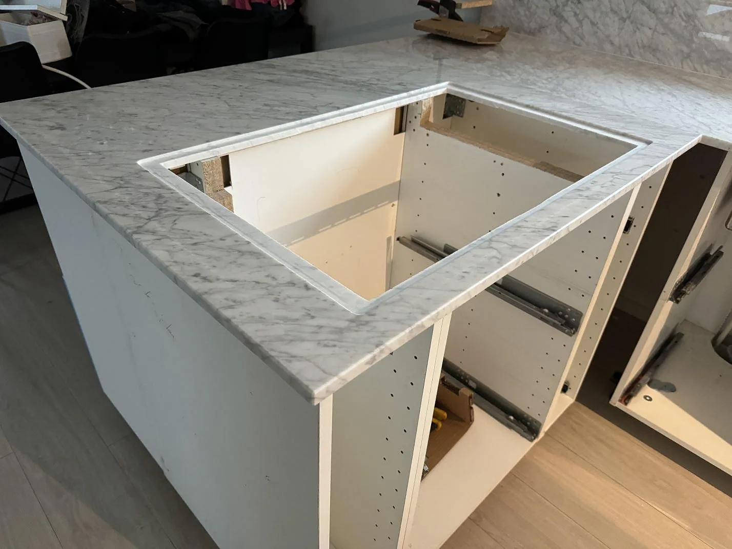 Køkkenbordplade i Carrara C, Höganäs – billede 3