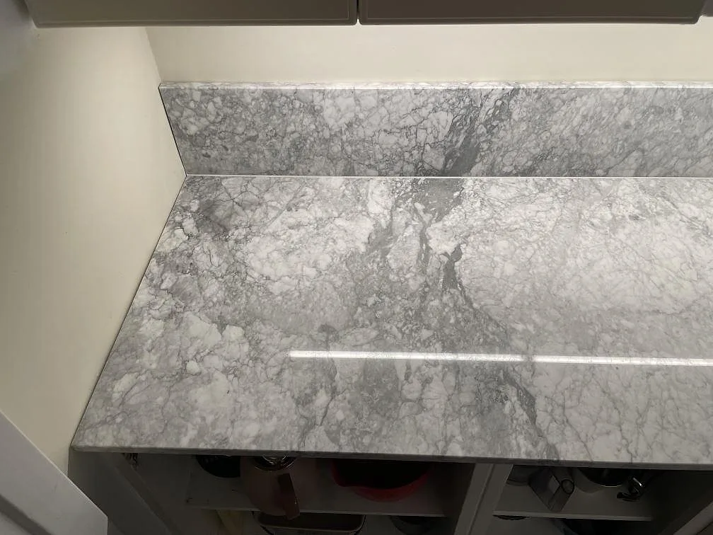 Køkkenbordplade i Carrara C, Huddinge – billede 3