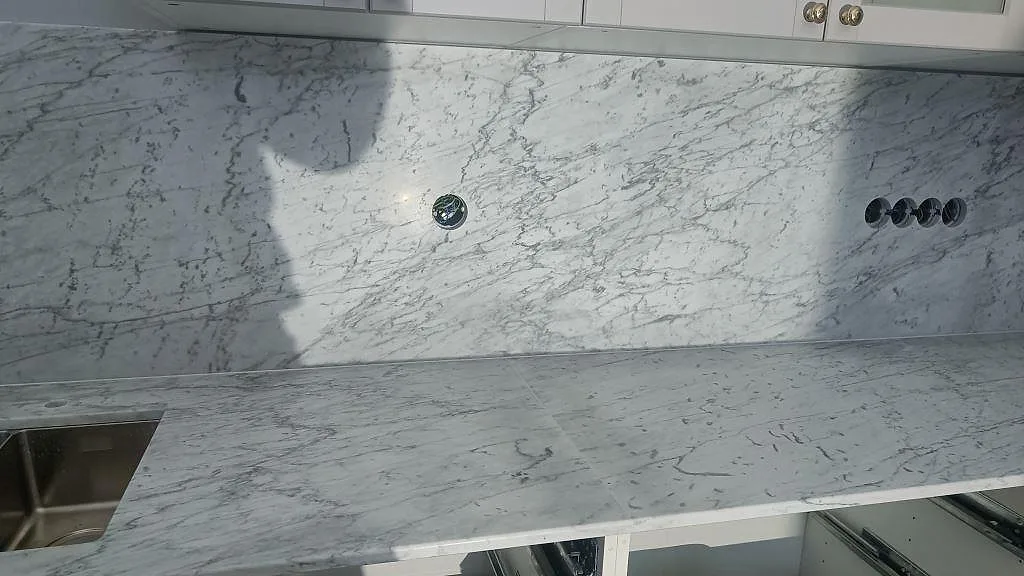 Køkkenbordplade i Carrara C, Klagstorp – billede 4