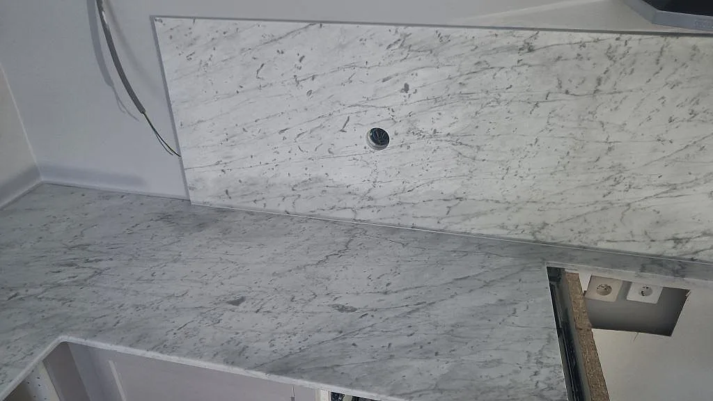 Køkkenbordplade i Carrara C, Klagstorp – billede 8