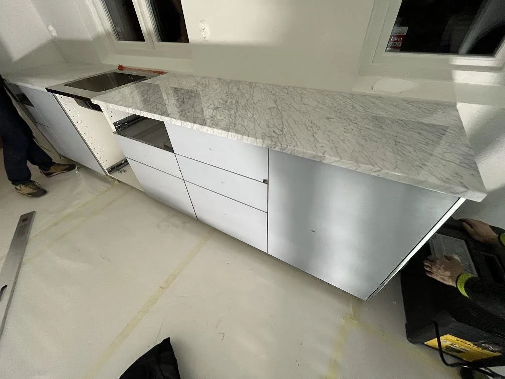 Køkkenbordplade i Carrara C, Lidingö – billede 2