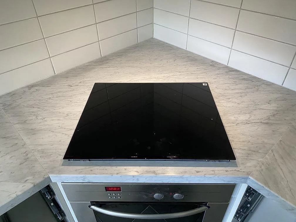 Køkkenbordplade i Carrara C, Löddeköpinge – billede 4
