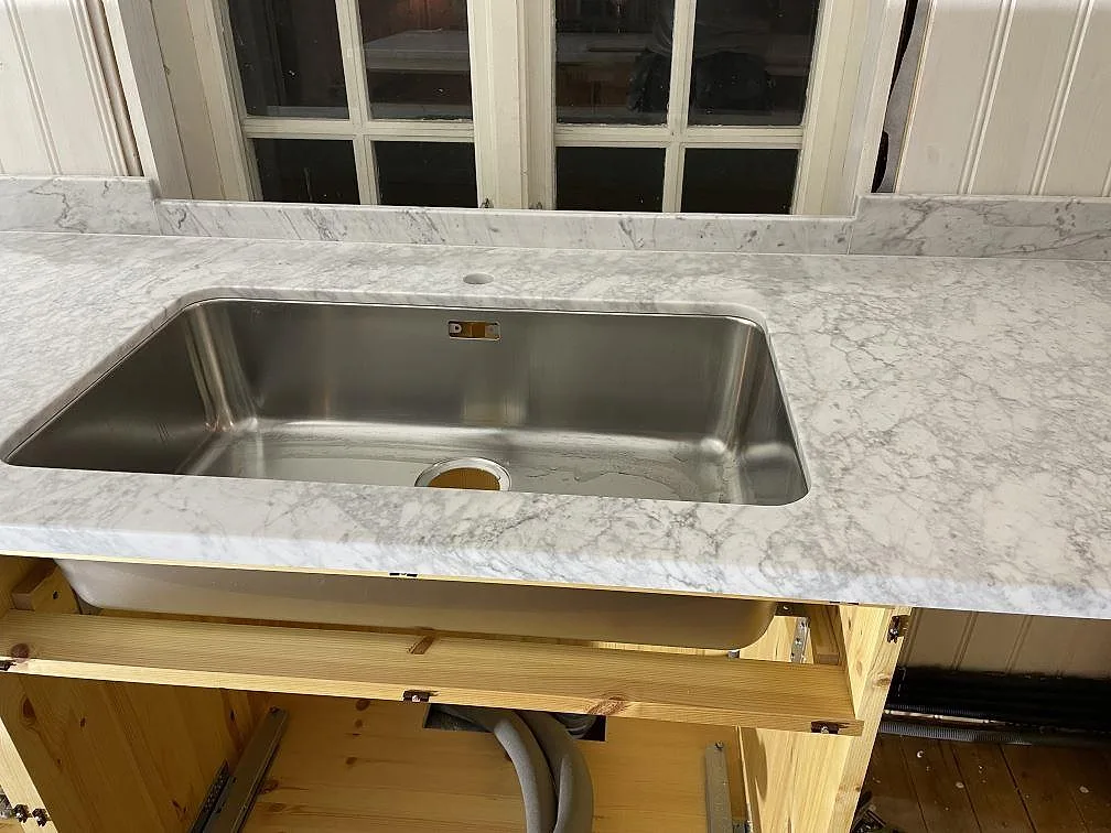 Køkkenbordplade i Carrara C, Lycke – billede 5