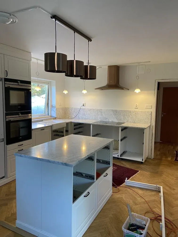 Køkkenbordplade i Carrara C-marmor, Malmö – billede 8