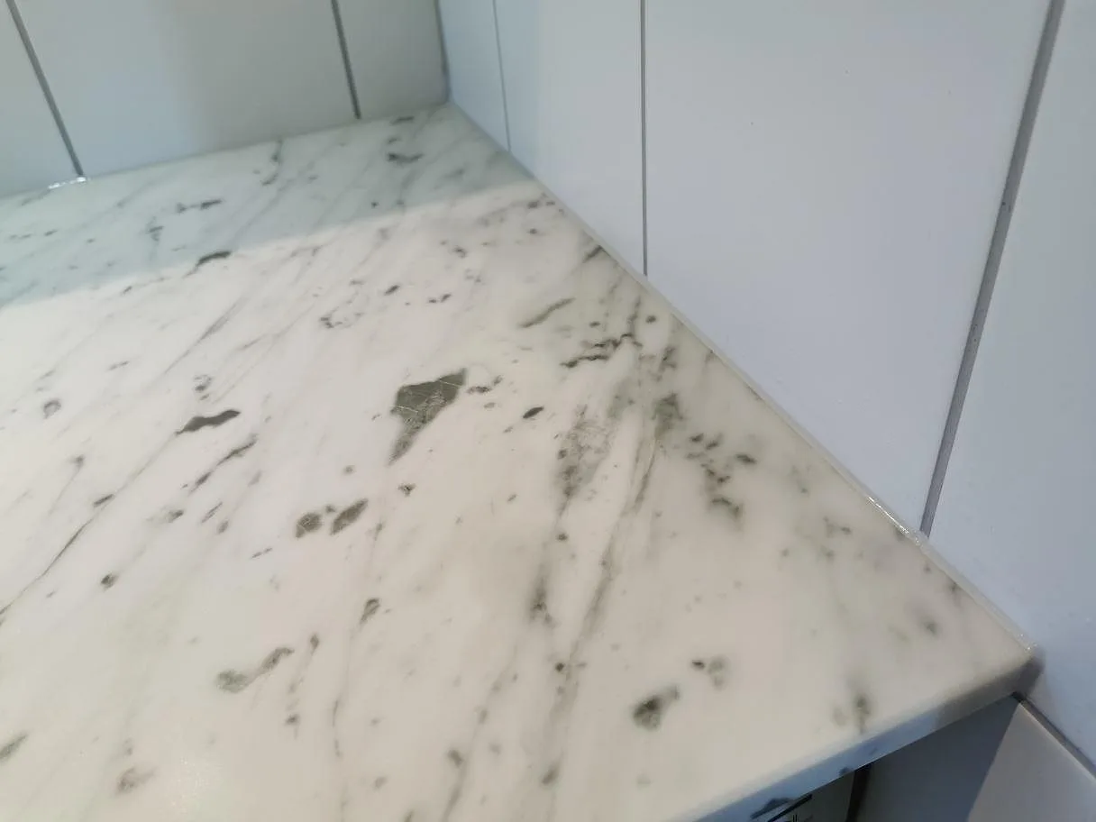 Bordplade i Carrara C-marmor til bryggers, Malmö – billede 2