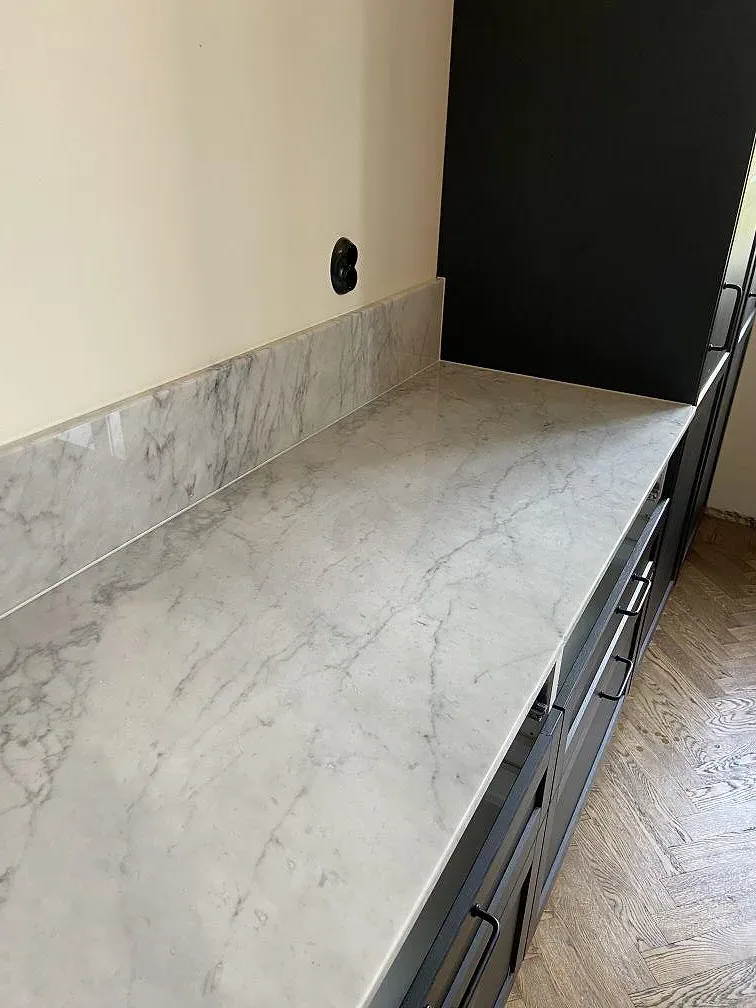 Køkkenbordplade i Carrara C, Malmö – billede 2