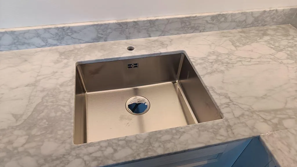 Køkkenbordplade i Carrara C, Malmö – billede 4