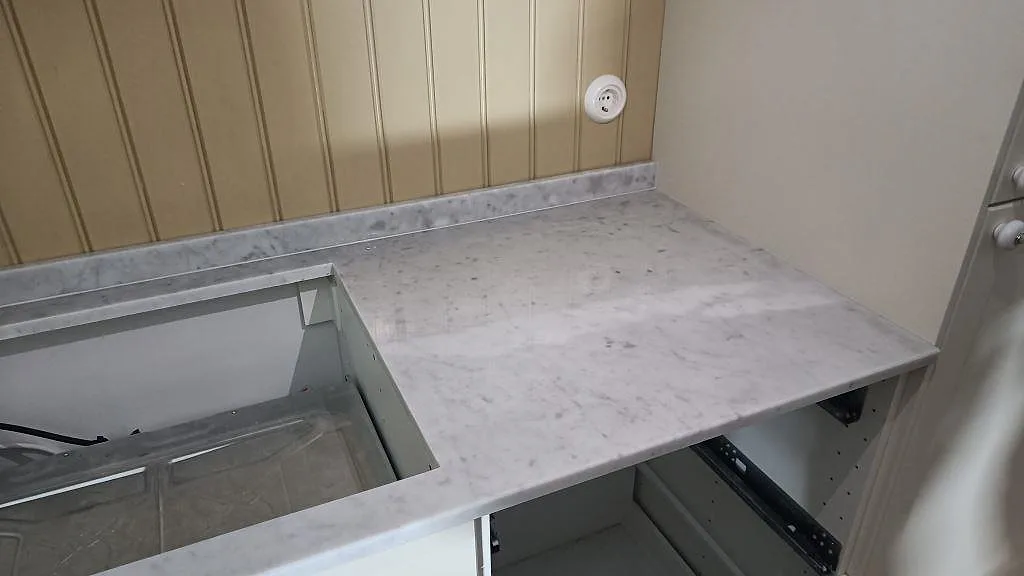 Bordplade i Carrara C, Malmö – billede 2