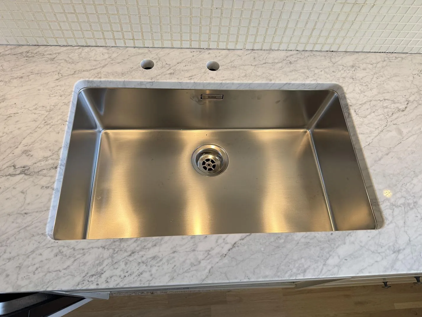 Køkkenbordplade i Carrara C, Malmö – billede 2